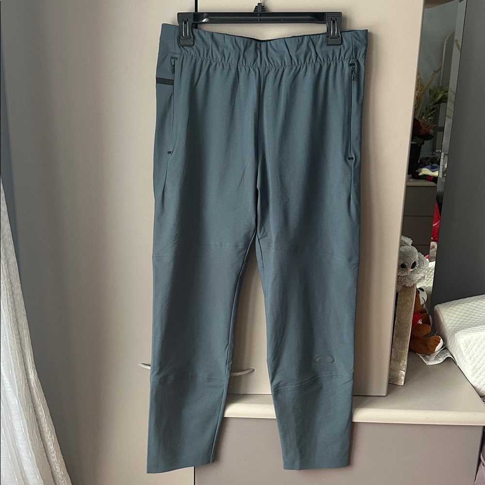 Oakley Joggers